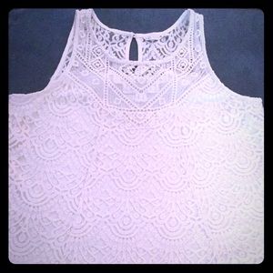 Beautiful Lace like Shell top